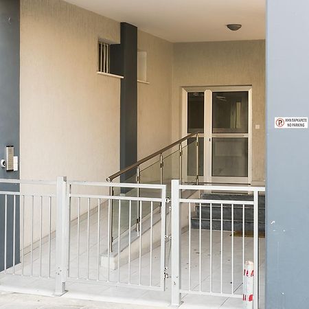 City Center Apartment Лимасол Экстерьер фото