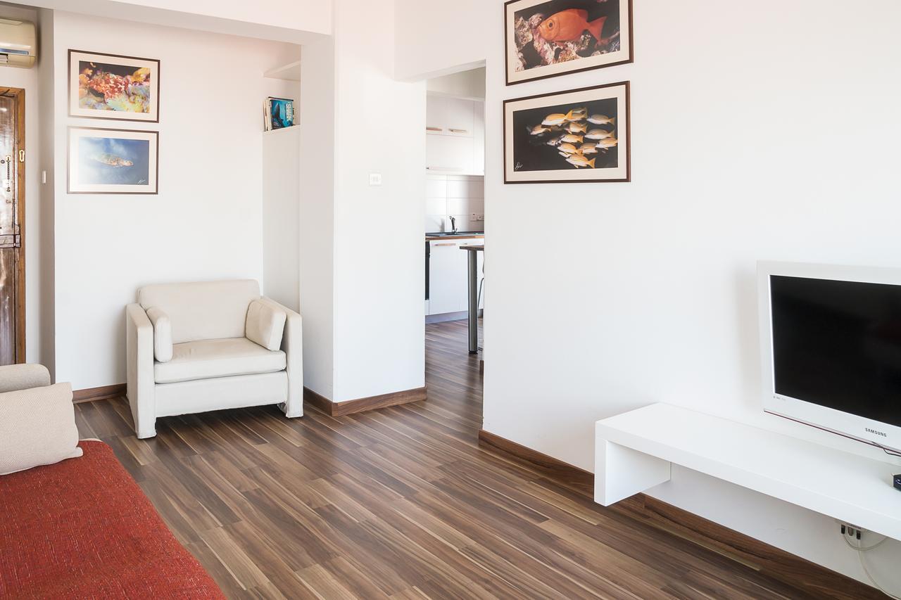 City Center Apartment Лимасол Экстерьер фото