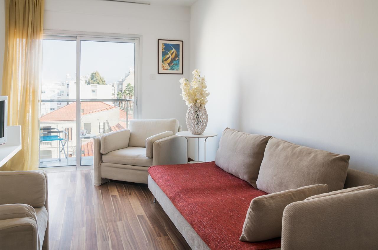 City Center Apartment Лимасол Экстерьер фото